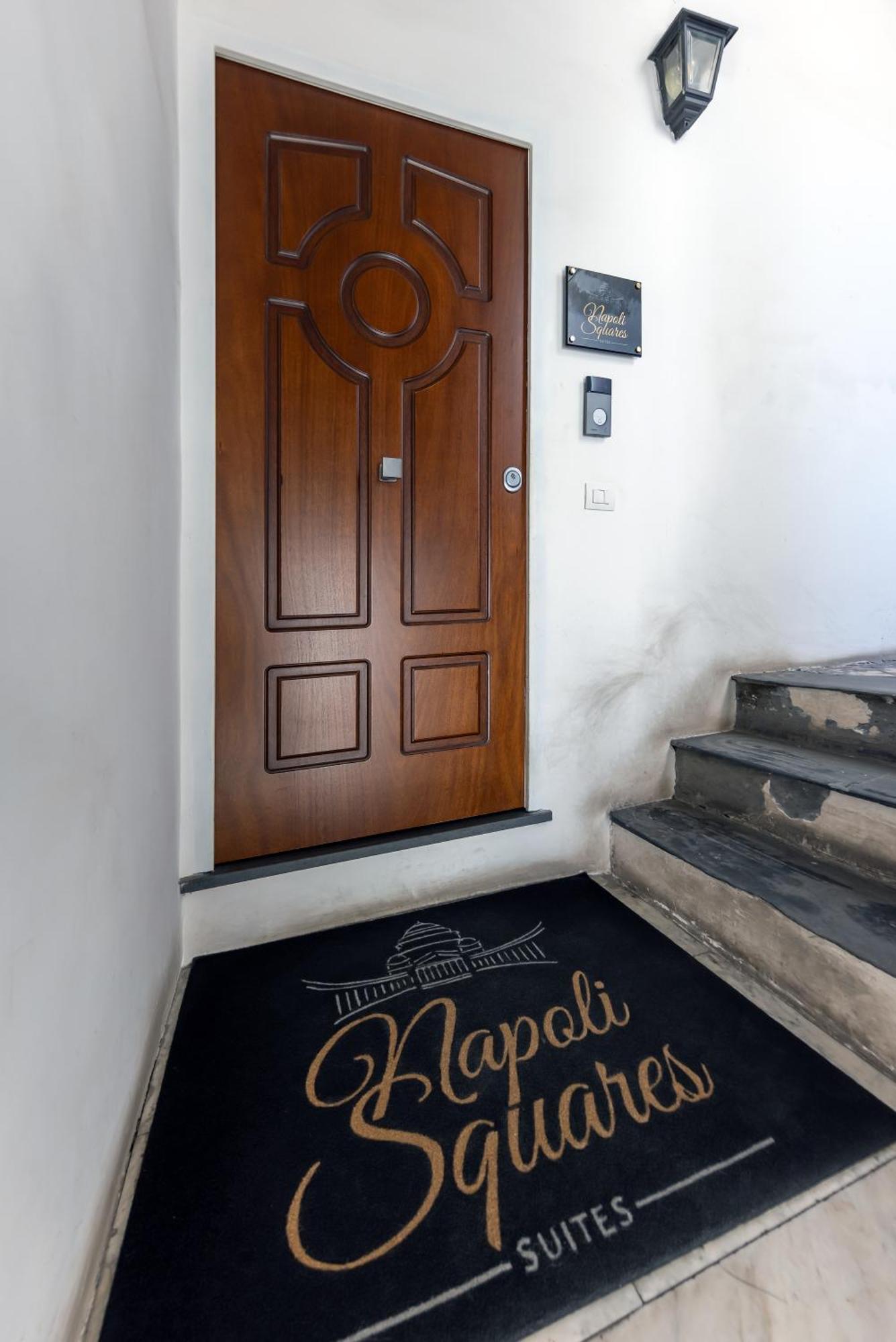 Napoli Squares Suites Exteriér fotografie