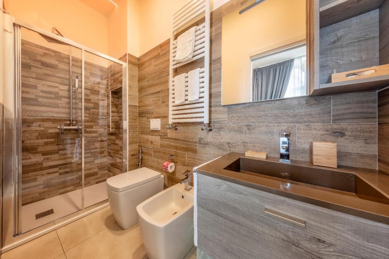 Napoli Squares Suites Exteriér fotografie