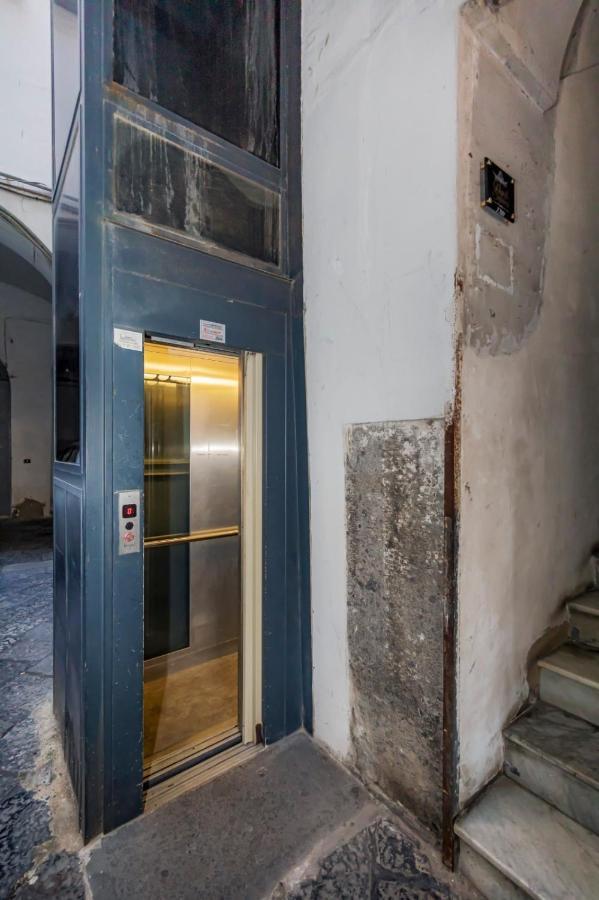 Napoli Squares Suites Exteriér fotografie